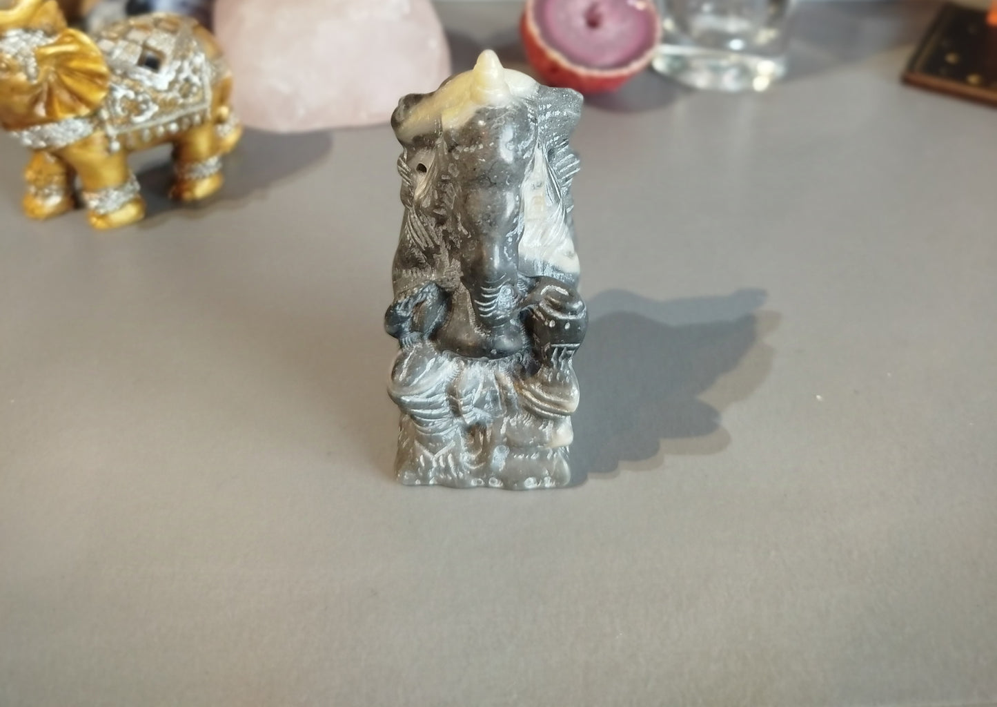 Elefante Buda Shell Stone