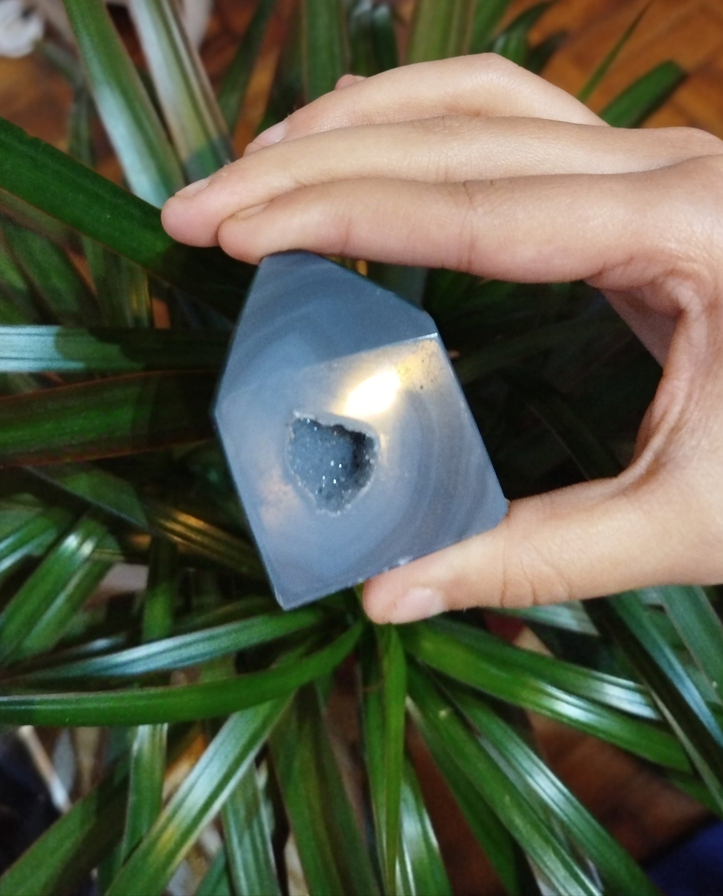 Ágata Azul com Drusa