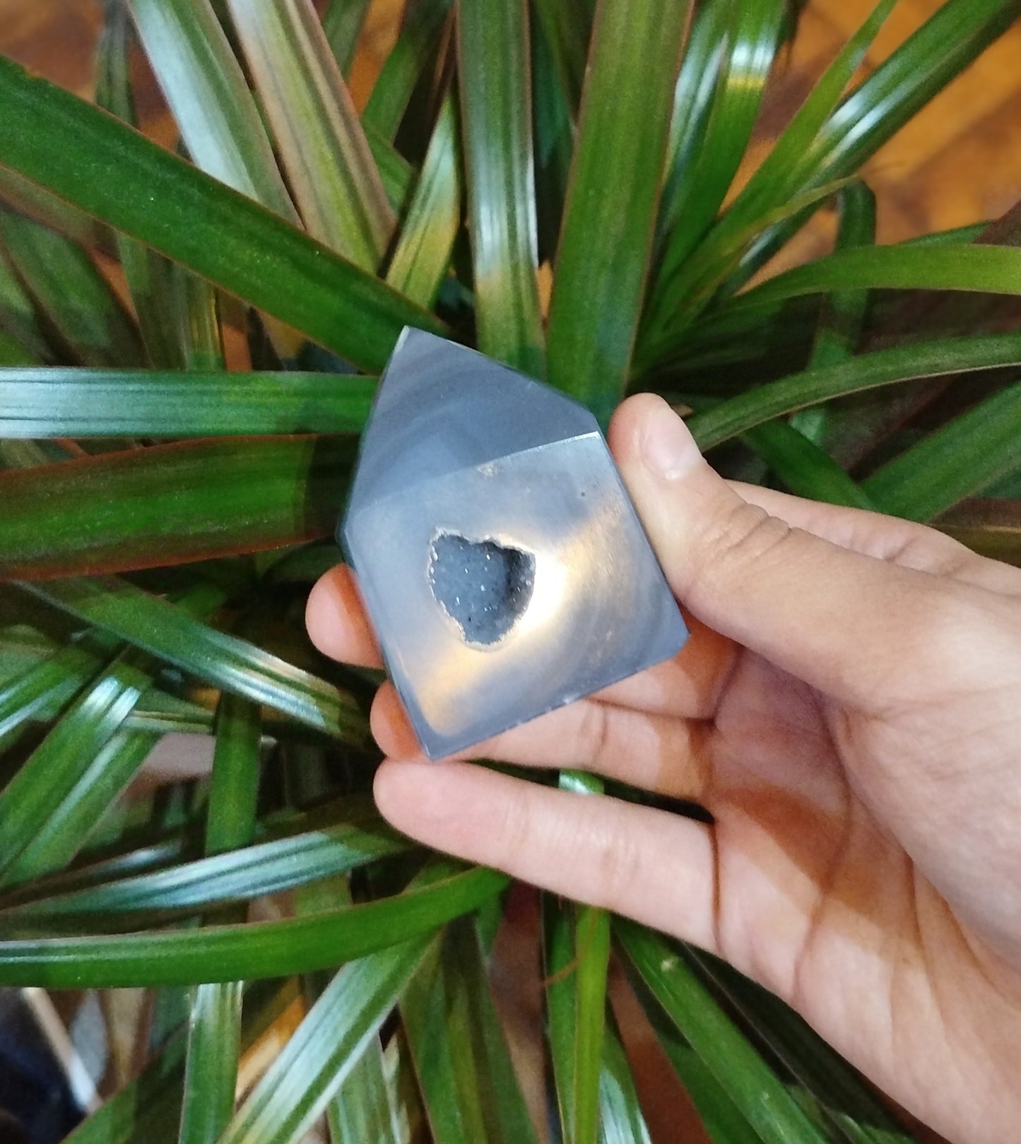 Ágata Azul com Drusa
