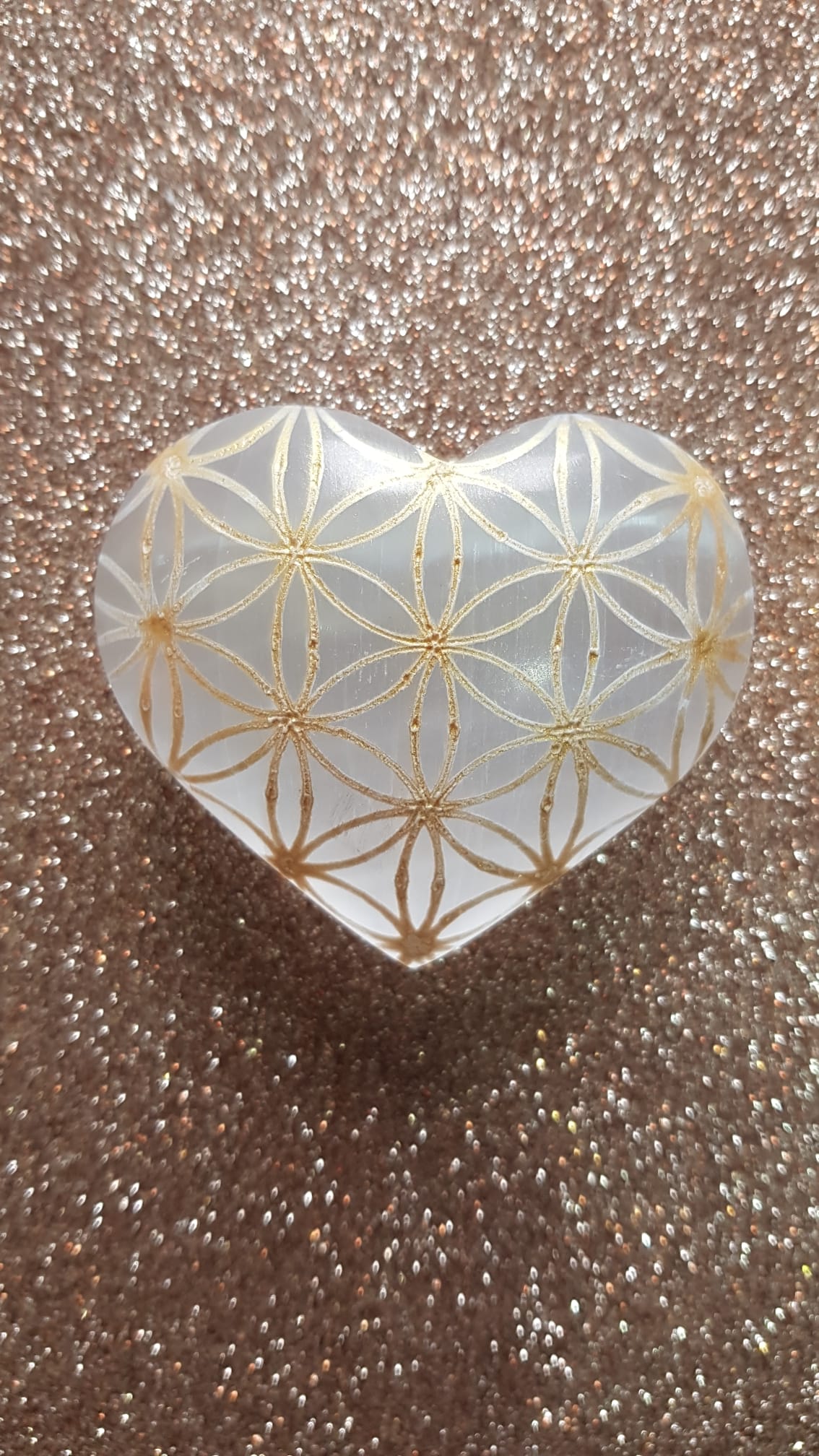 Selenite Coração com pintura em branco e dourado