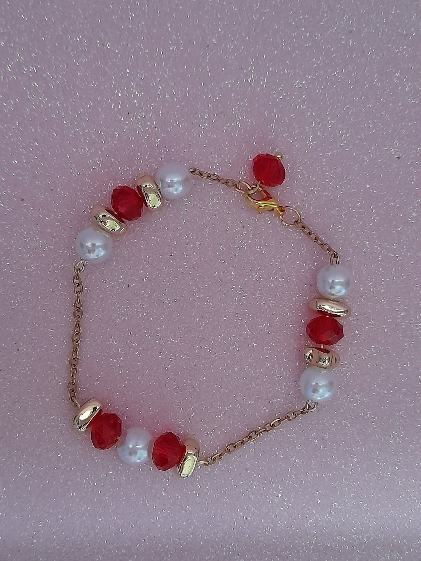 Pulseira Cristal Vermelho e Pérolas ABS.